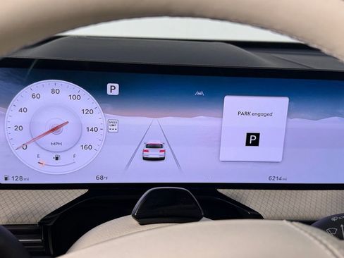 Used 2025 Genesis GV80 3.5T Prestige image 17