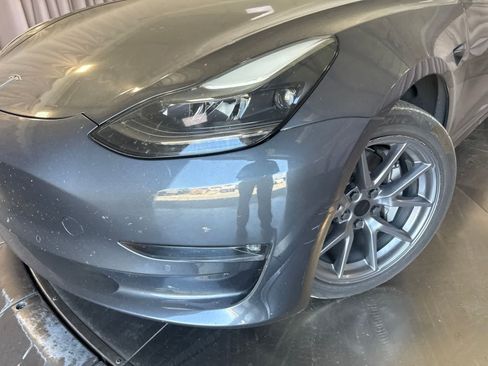 Used 2022 Tesla Model 3 Long Range AWD/4WD image 9