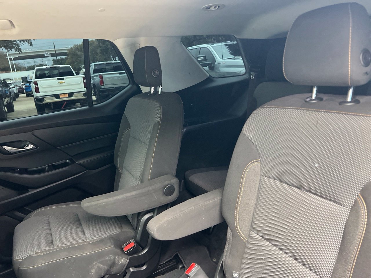 Used 2018 Chevrolet Traverse LT w/ LPO, Cargo Package FWD image 22