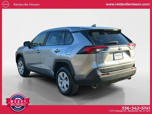 Used 2024 Toyota RAV4 LE image 4