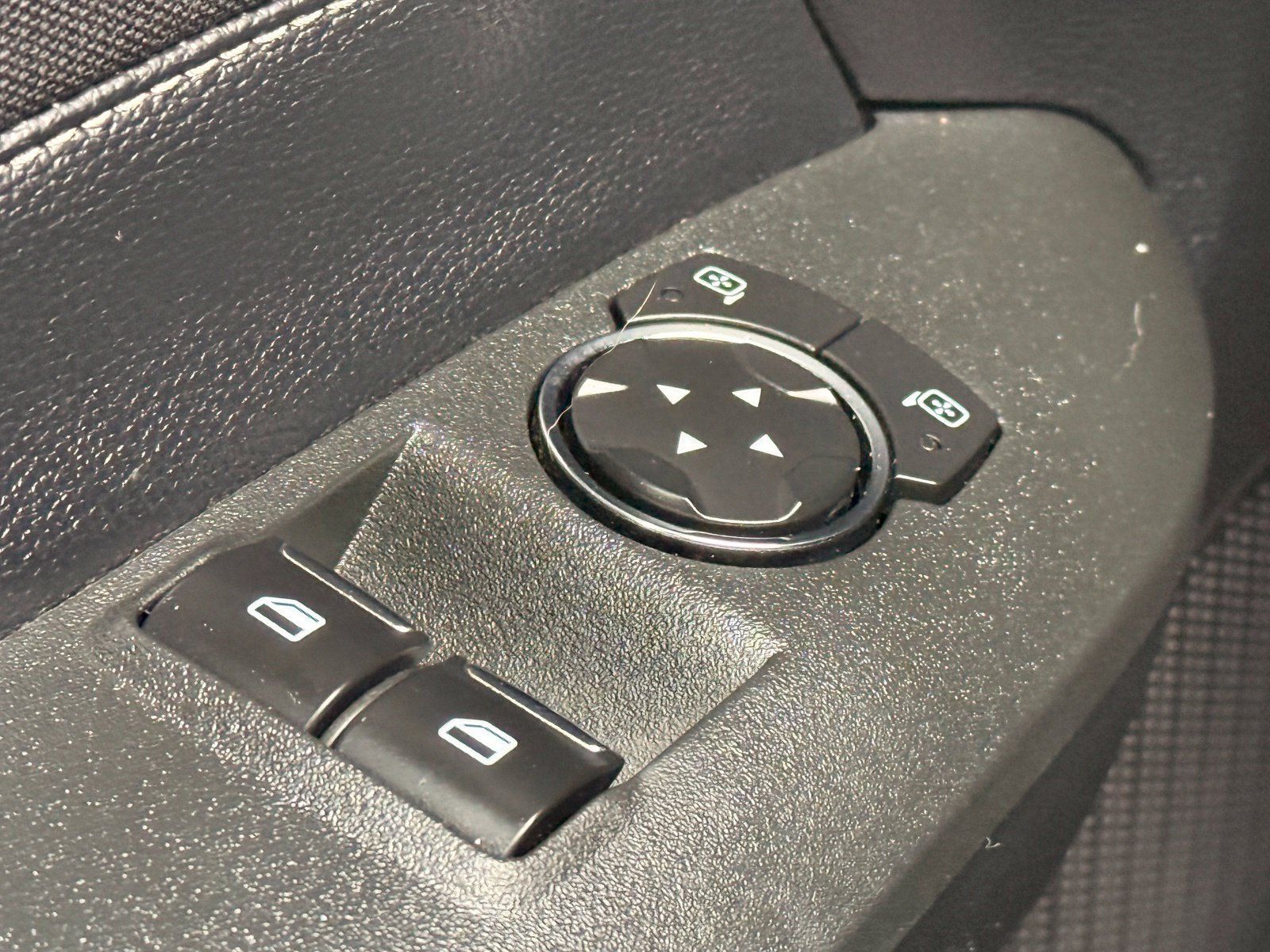 Used 2019 Ford Mustang Coupe RWD image 33