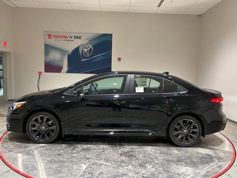 New 2026 Toyota Corolla SE image 3