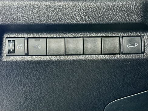 Certified 2025 Toyota RAV4 XLE w/ Convenience Package image 11