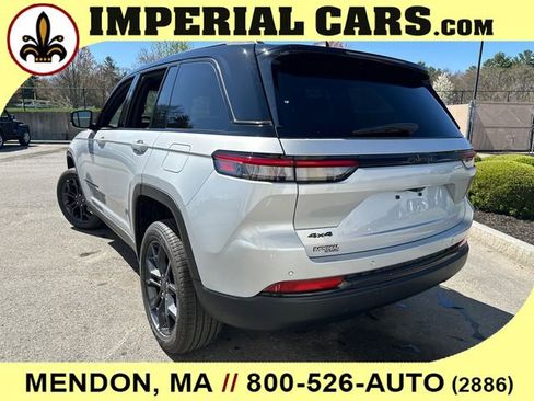 New 2025 Jeep Grand Cherokee Limited AWD/4WD image 8