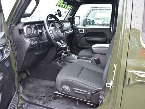 Used 2021 Jeep Wrangler Unlimited Sport w/ Sun And Sound Package image 12