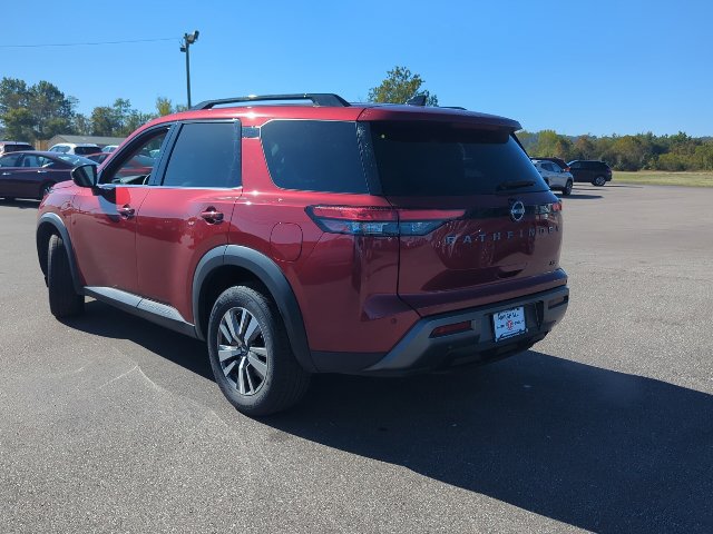 Used 2026 Nissan Pathfinder SL FWD image 31