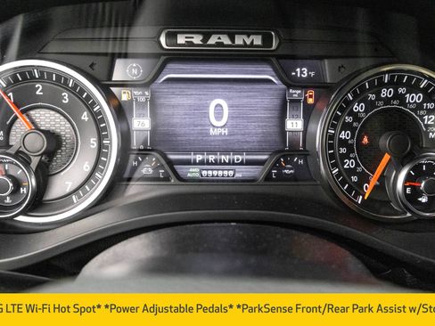 Used 2022 RAM 1500 Big Horn w/ Night Edition image 24