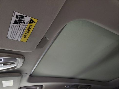 Used 2025 Volvo XC90 B5 Plus image 25