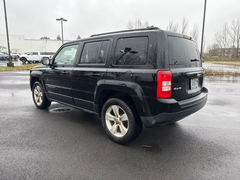 Used 2014 Jeep Patriot Sport w/ Power Value Group image 5
