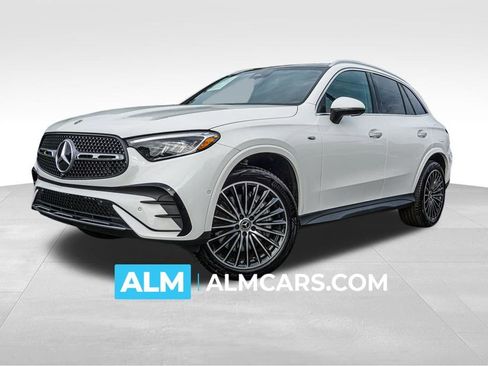 Used 2025 Mercedes-Benz GLC 350e 4MATIC image 1