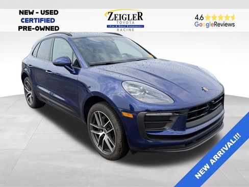 Used 2025 Porsche Macan AWD/4WD image 7