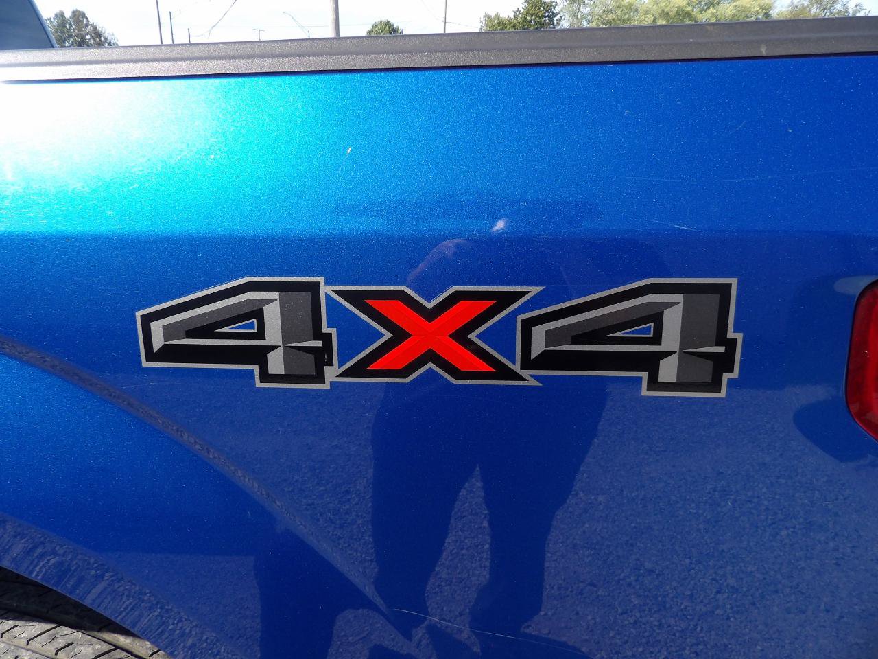 Used 2016 Ford F150 XLT w/ Equipment Group 302A Luxury AWD/4WD image 8