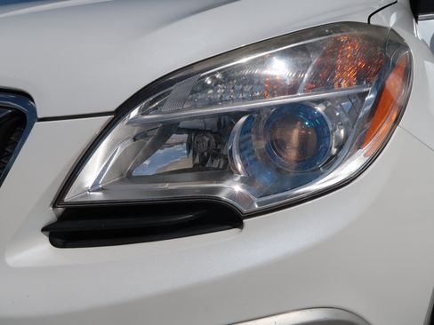 Used 2015 Buick Encore Convenience FWD image 32