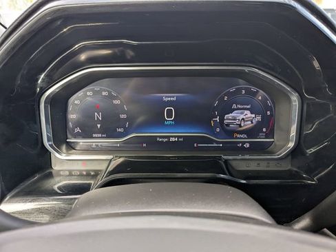 Used 2025 Chevrolet Silverado 1500 LT image 27