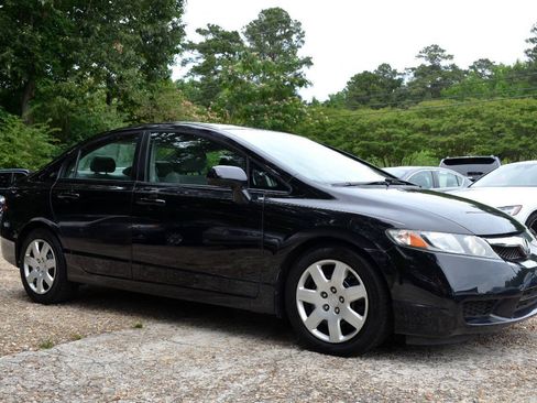 Used 2010 Honda Civic LX image 4