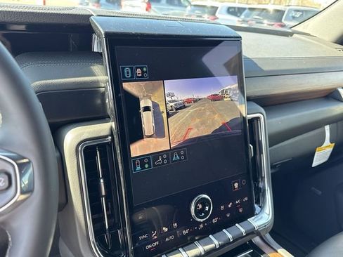 New 2026 GMC Yukon XL Denali w/ Sun & Power Step Package AWD/4WD image 20