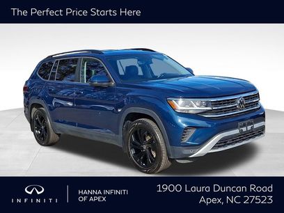 Used 2023 Volkswagen Atlas SE w/ Black Wheel Package