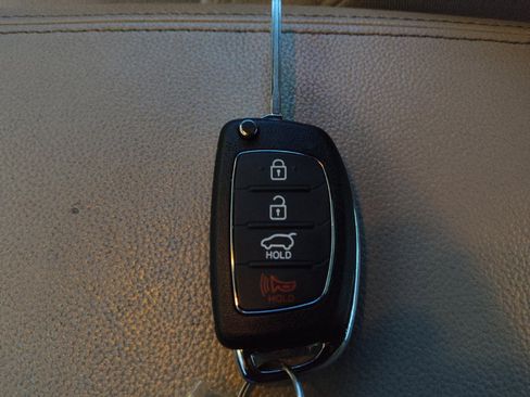 Used 2017 Hyundai Sonata SE FWD image 32