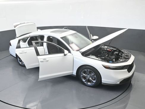 Used 2023 Honda Accord EX image 71