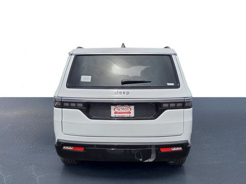 New 2026 Jeep Grand Wagoneer 2WD image 10