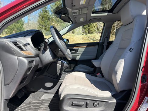 Used 2021 Honda CR-V EX-L image 10