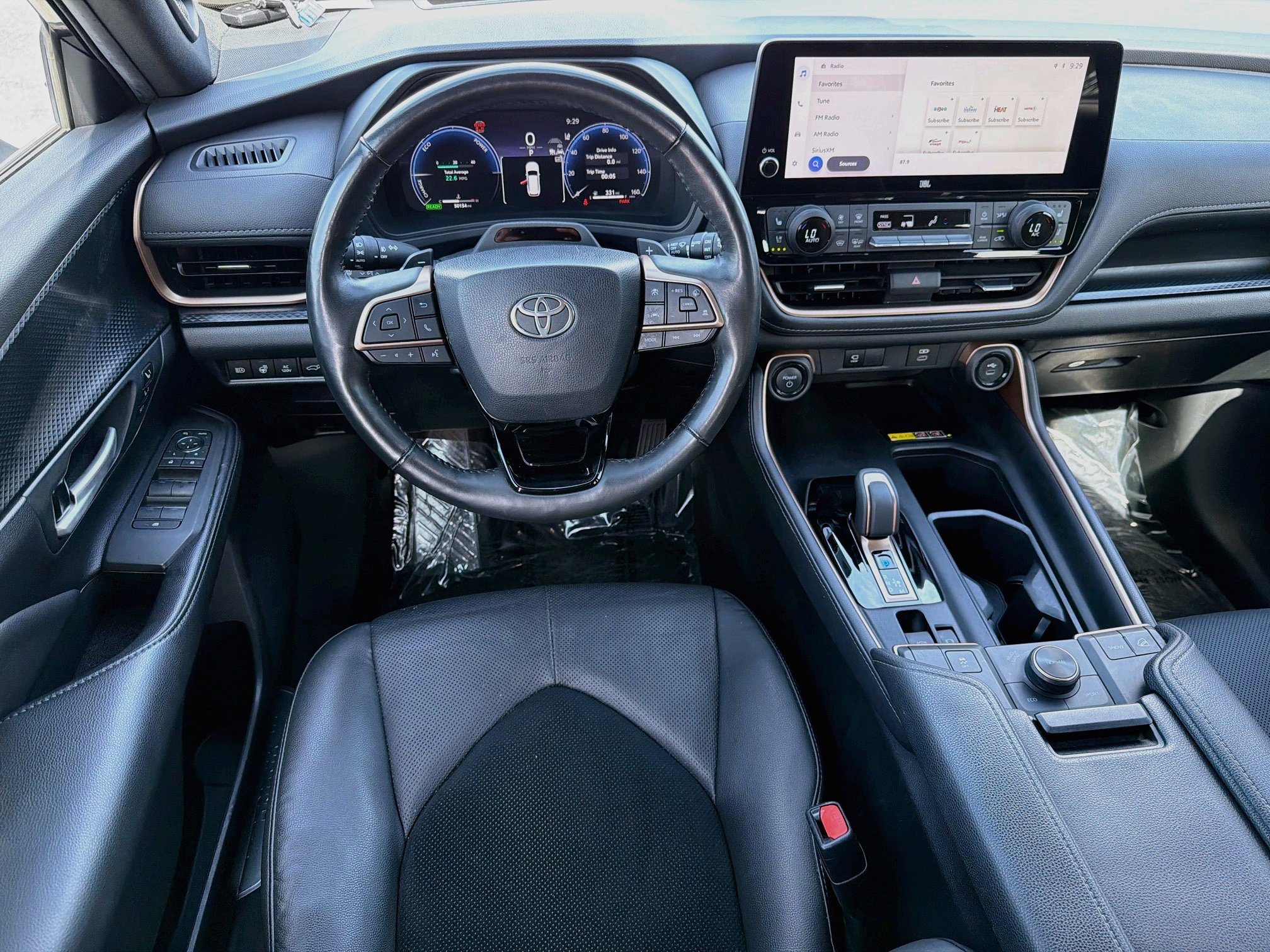 Used 2024 Toyota Grand Highlander AWD Hybrid image 17