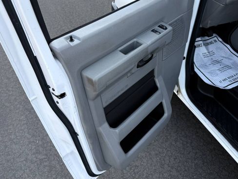 Used 2012 Ford E-150 and Econoline 150 w/ PWR Group RWD image 45