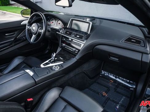 Used 2013 BMW M6 Convertible RWD image 24
