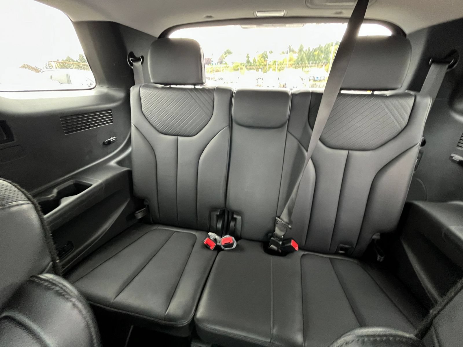 Used 2025 Hyundai Palisade SEL AWD/4WD image 31