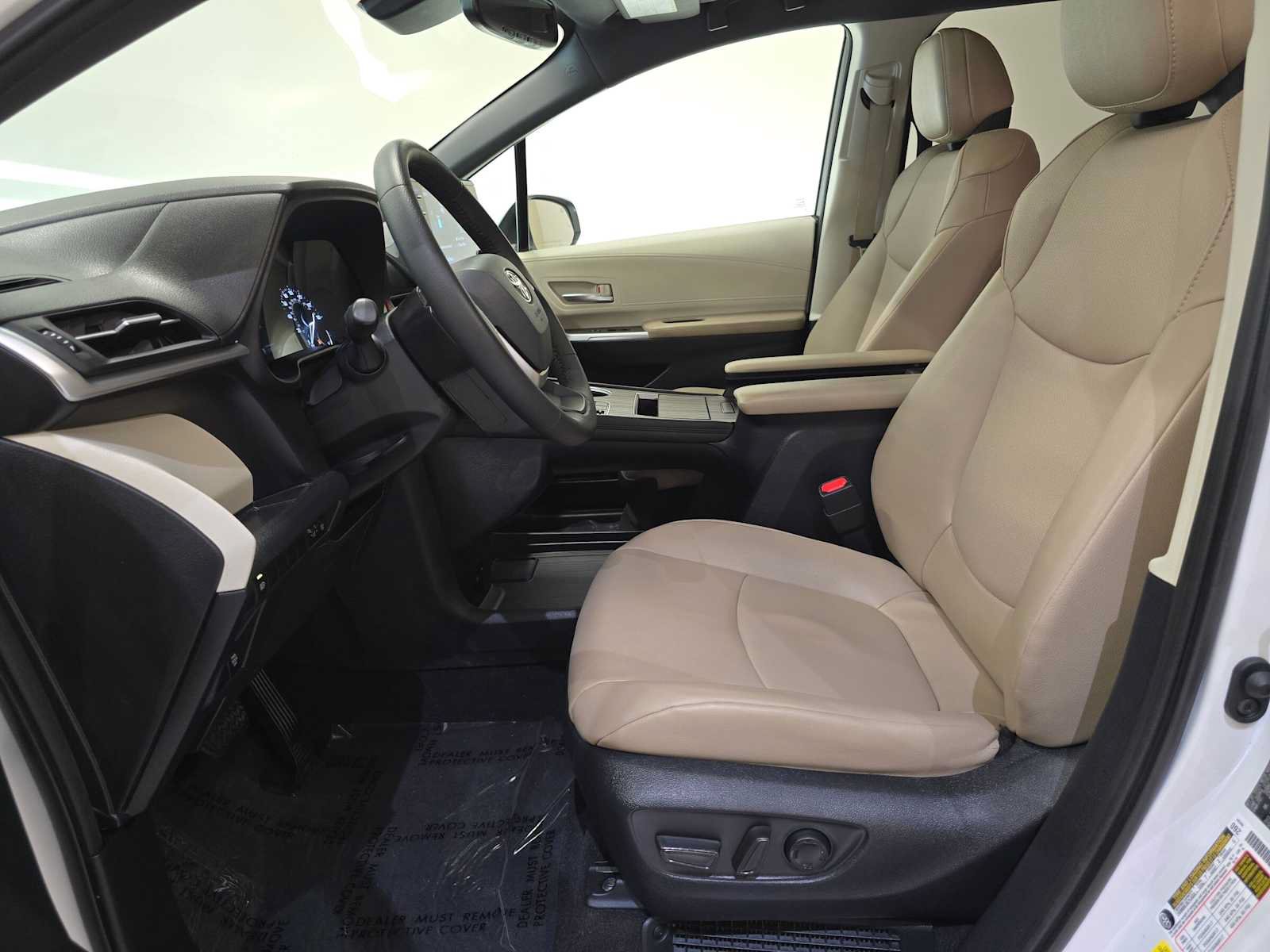 Certified 2021 Toyota Sienna XLE AWD/4WD image 21