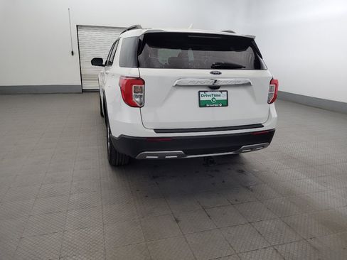Used 2022 Ford Explorer XLT w/ Equipment Group 202A AWD/4WD image 6