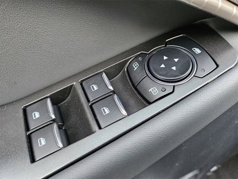 New 2026 Ford Explorer Active w/ Active Comfort Package image 17