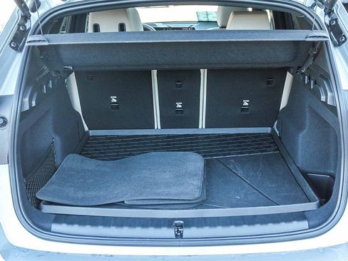 Used 2025 BMW X1 xDrive28i w/ Technology Package image 27