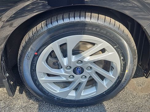 Certified 2024 Subaru Impreza 2.0i AWD/4WD image 23