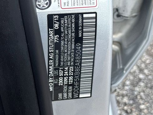 Used 2014 Mercedes-Benz E 350 Sedan image 35