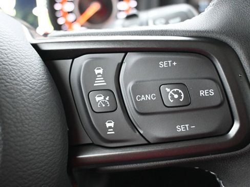 New 2025 Jeep Wrangler Unlimited Rubicon image 11