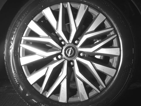 Used 2025 Nissan Altima 2.5 SV image 13