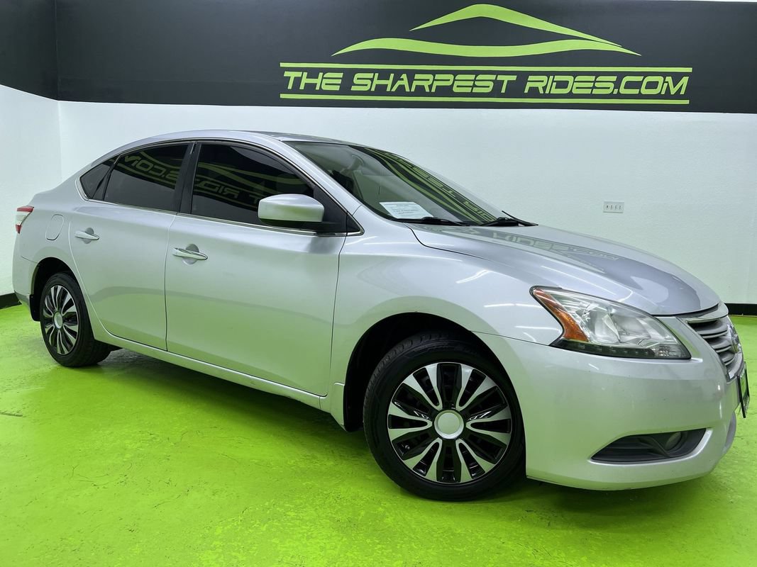 Used 2014 Nissan Sentra SV FWD image 1