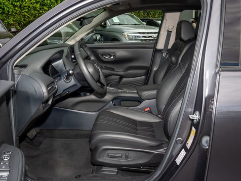 Used 2023 Honda HR-V EX-L image 15