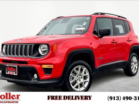 Used 2022 Jeep Renegade Latitude image 1