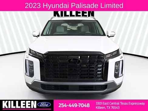 Used 2023 Hyundai Palisade Limited w/ Cargo Package image 2