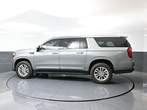 Used 2023 GMC Yukon XL SLT image 11