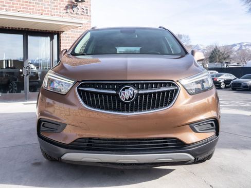 Used 2017 Buick Encore Preferred image 2