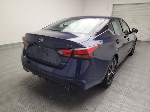 Used 2024 Nissan Altima 2.5 SR w/ SR Premium Package FWD image 7