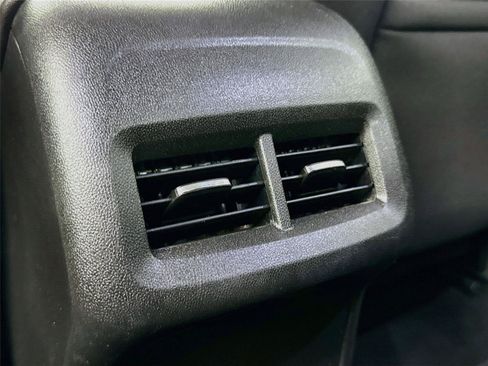Used 2019 Chevrolet Equinox LT AWD/4WD image 25