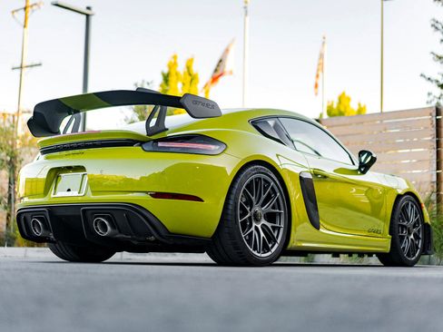 Used 2023 Porsche 718 Cayman GT4 RS image 15
