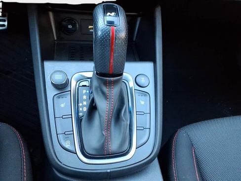 Used 2022 Hyundai Kona N Line image 17