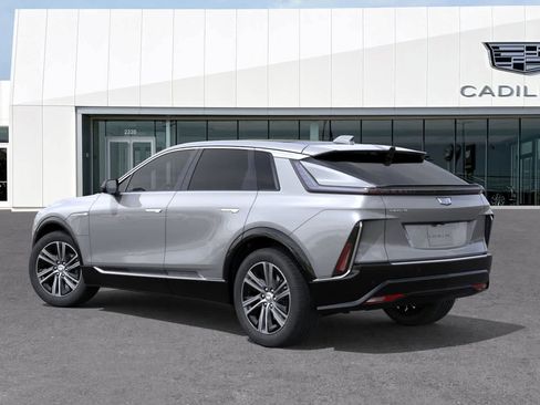 New 2024 Cadillac Lyriq Luxury w/ LPO, Floor Liner Package image 3