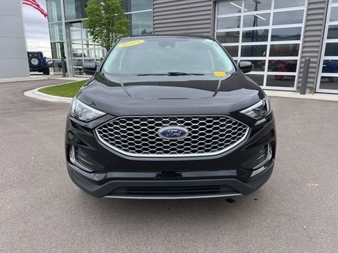 Used 2023 Ford Edge SEL w/ Convenience Package AWD/4WD image 2