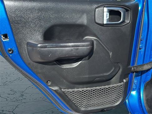 Used 2021 Jeep Wrangler Unlimited Sport image 15